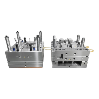 Componentes de encaixe e vedação moldados por injeção personalizados para produtos industriais