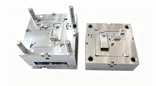 Personalização completa de plástico grande injeção lateral Sprue S136H Molde de aço ABS Equipamento doméstico Molde do painel frontal